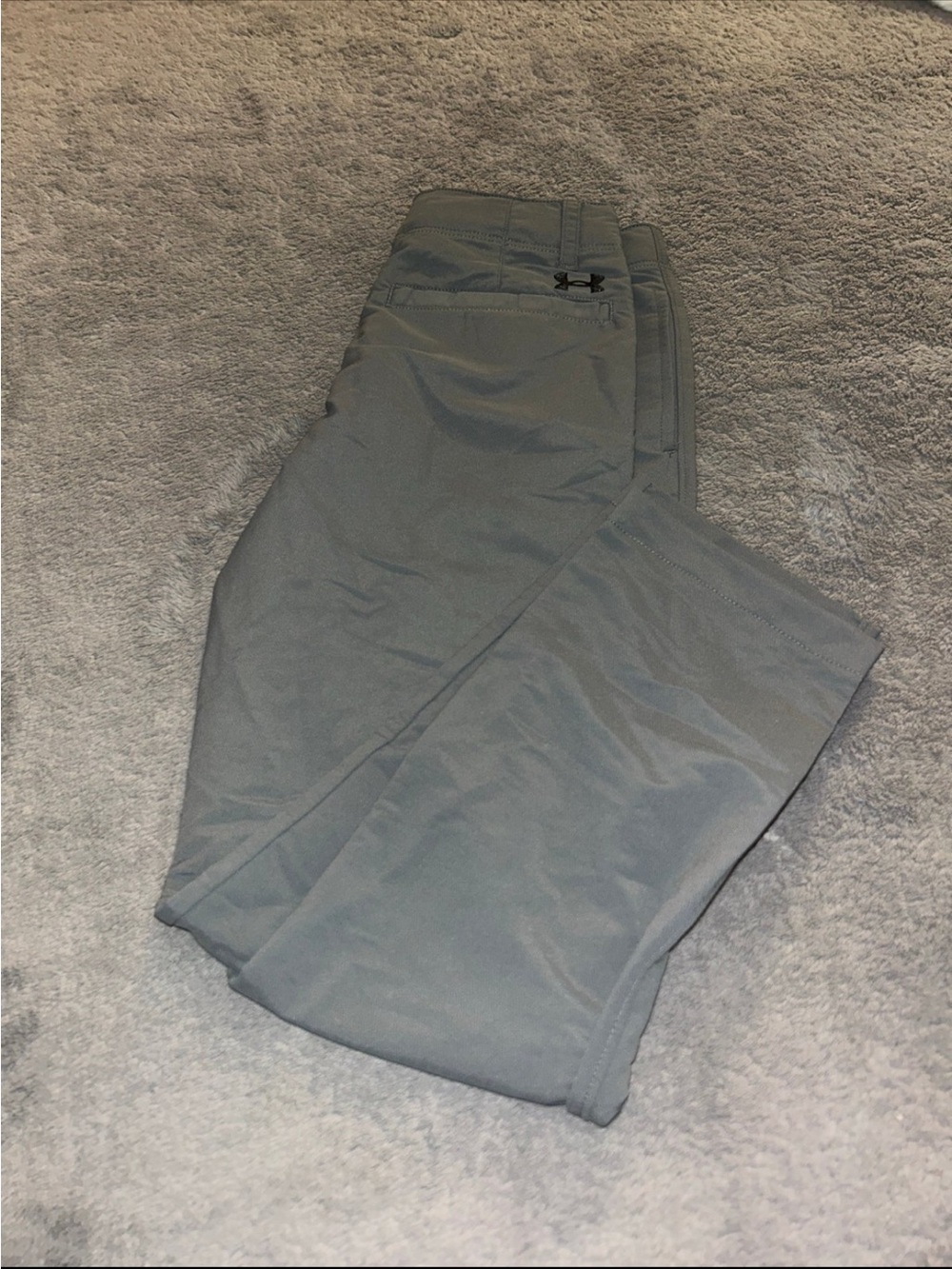 Boy’s Under Armour pants 6y